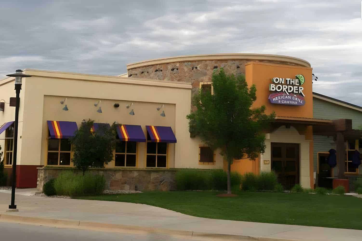 On The Border Mexican Grill & Cantina - Jordan Creek Best Mexican Restaurants in Des Moines, IA
