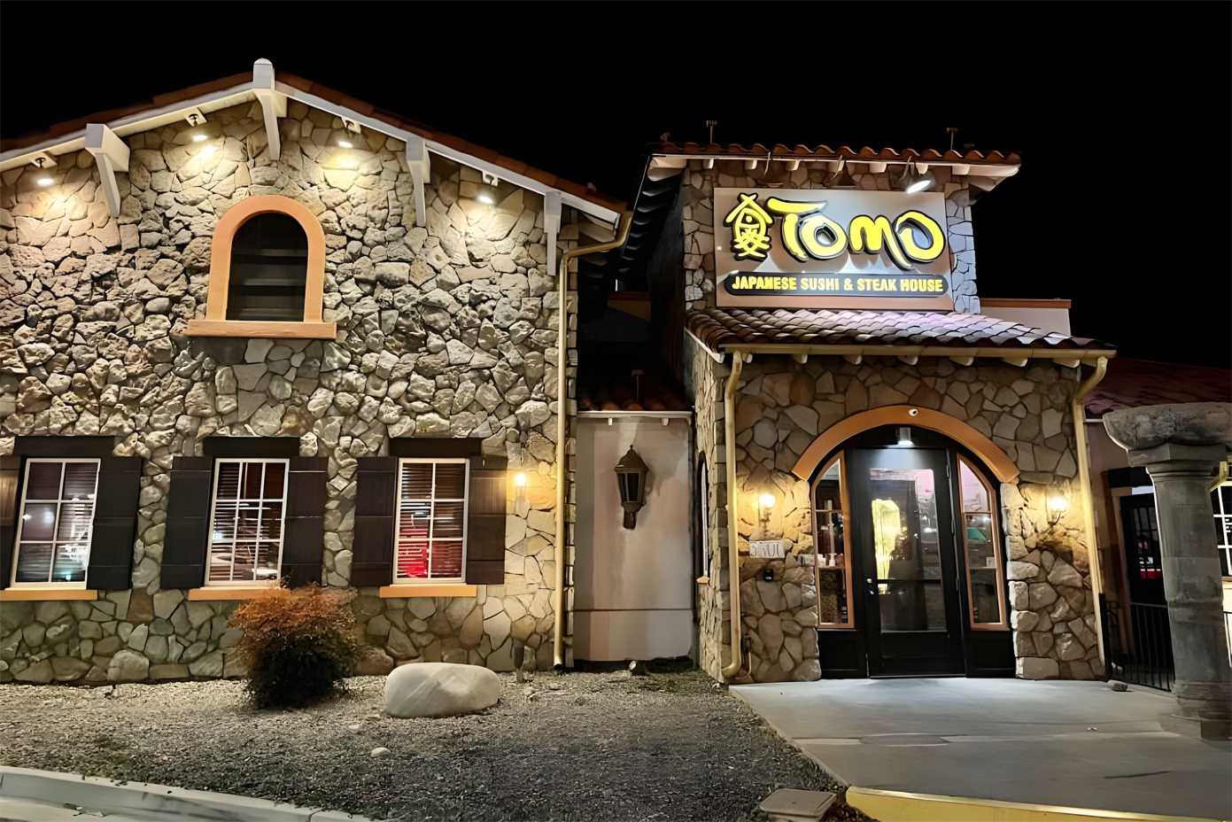 Tomo Japanese Sushi and Steak House Best Restaurants in Farmington, NM 
