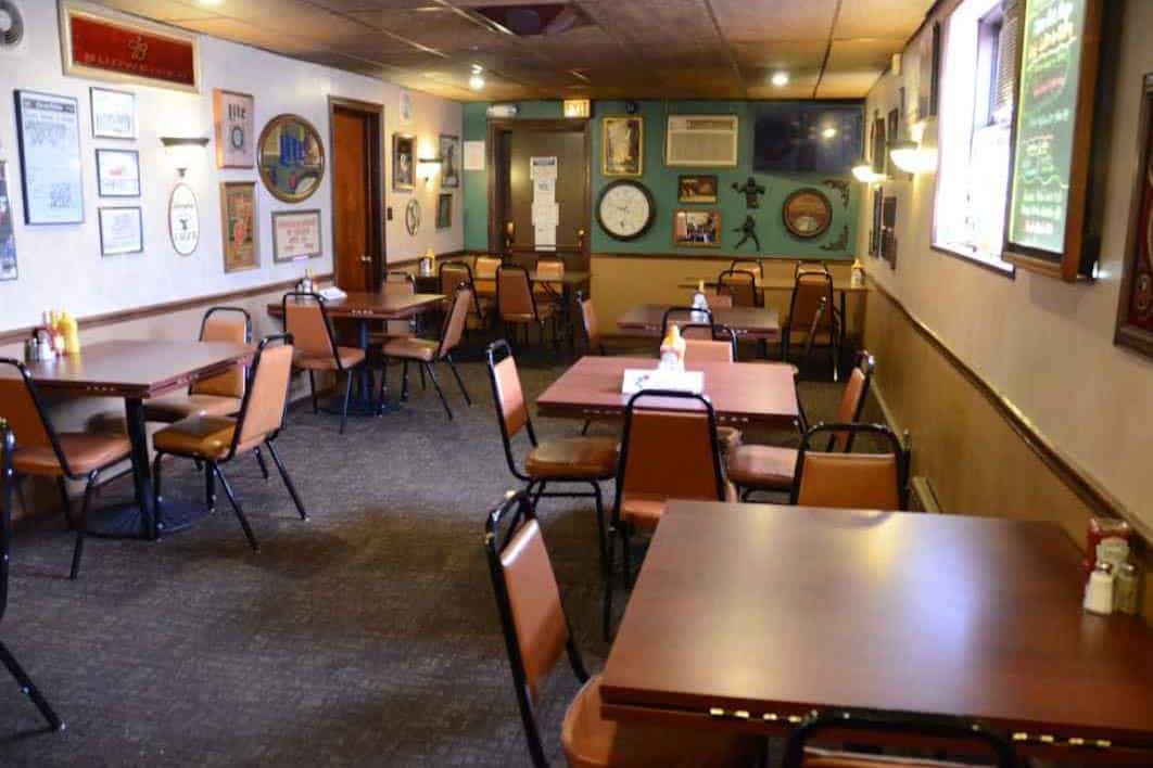 Hammond, IN Restaurant Chuck & Irene’s Hotel, Restaurant, And Bar