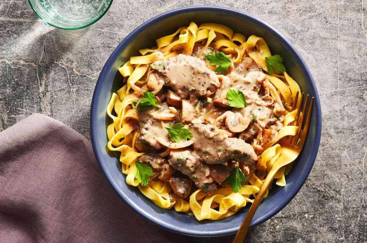 what-to-serve-with-beef-stroganoff