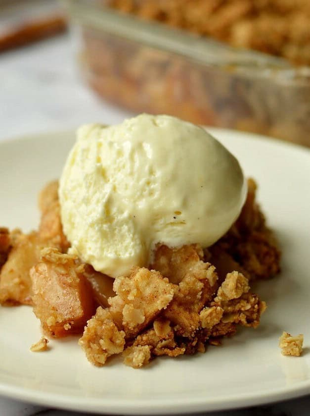 Healthy Apple Crumble