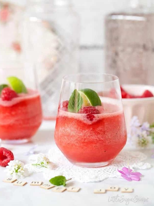 Frozen Gin & Tonic With Raspberries & Mint