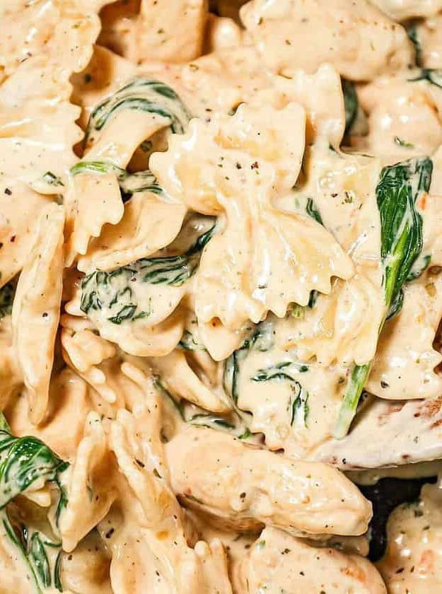 Chicken Spinach Alfredo