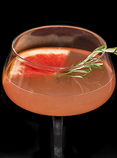 Grapefruit St-Germain Martini