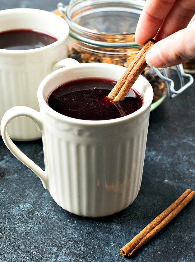 Slow Cooker Mulled Wine