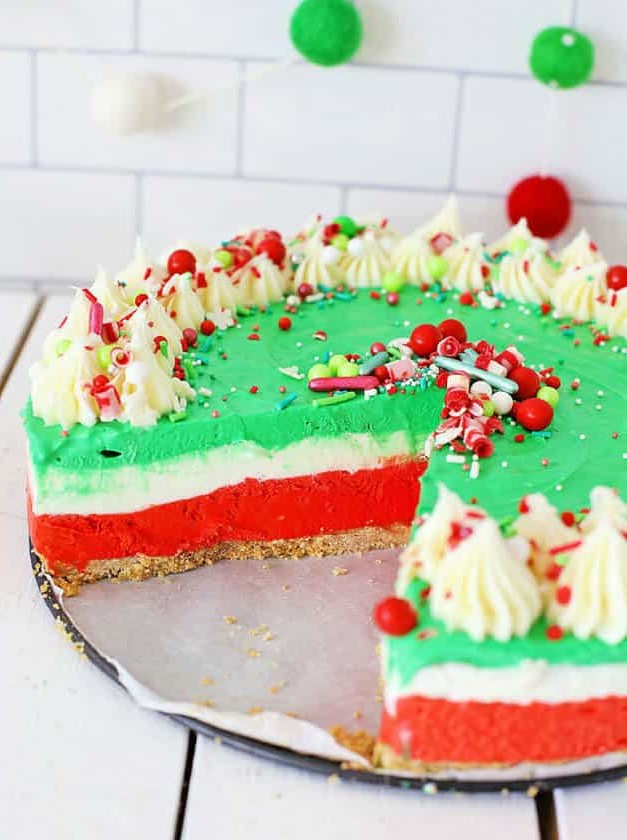 No-Bake Christmas Cheesecake