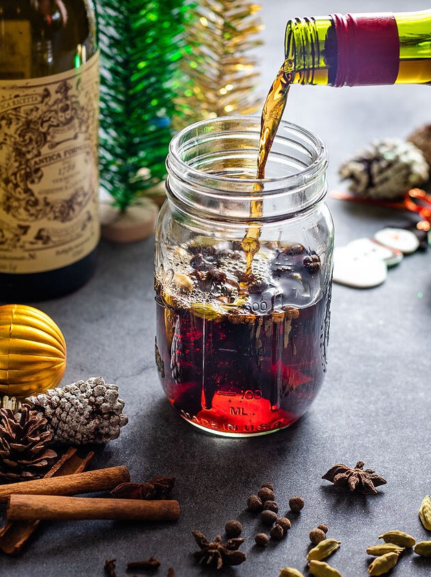 Christmas Mulled Vermouth