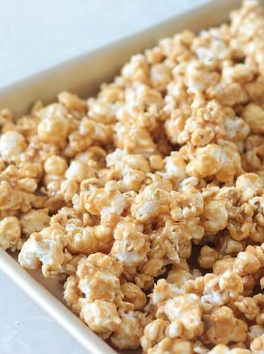 Baked Caramel Popcorn