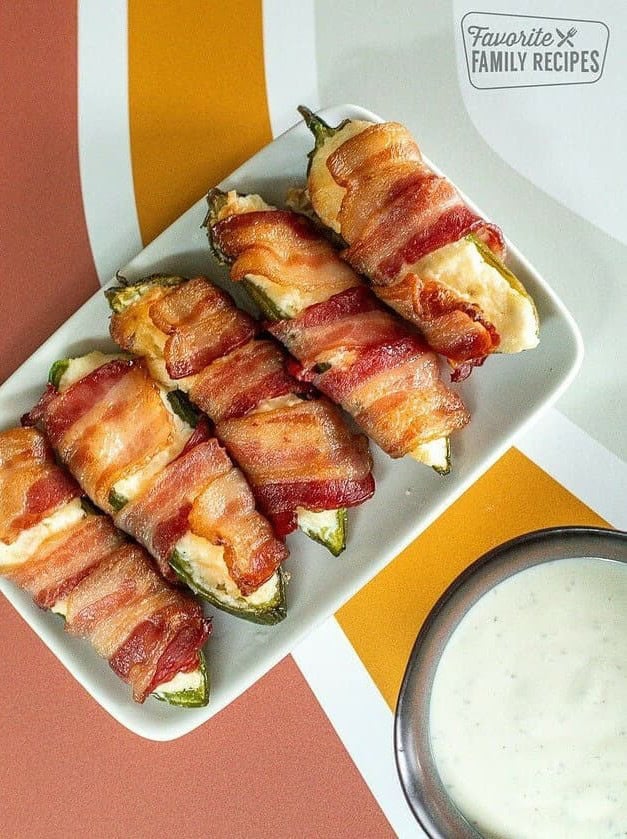 Bacon Wrapped Jalapeño Poppers