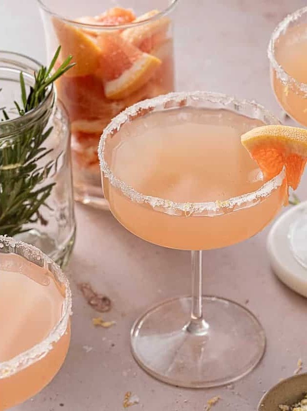 Grapefruit Gin Spritz