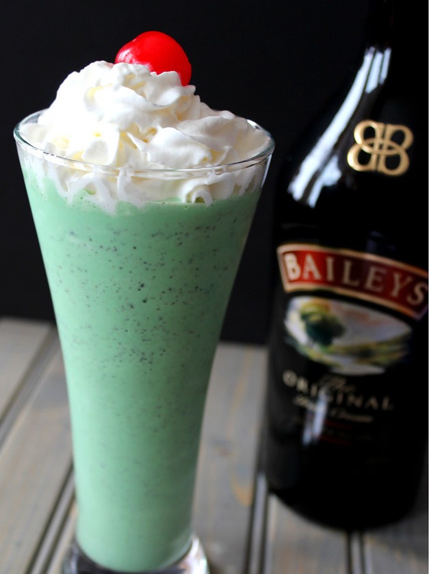 Boozy Bailey’s Shamrock Shake