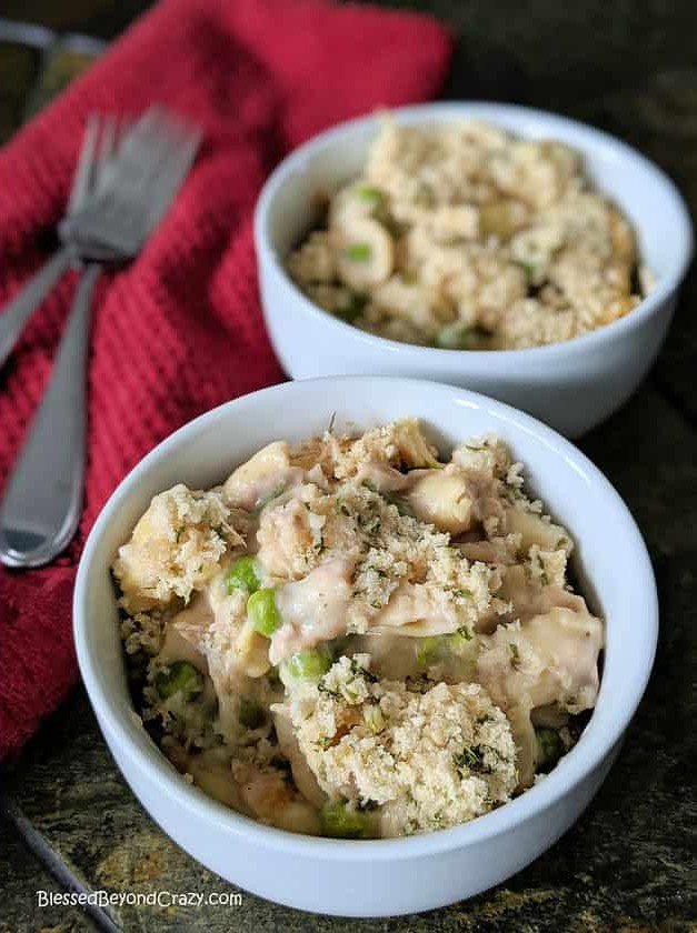 Creamy Slow Cooker Tuna Noodle Casserole