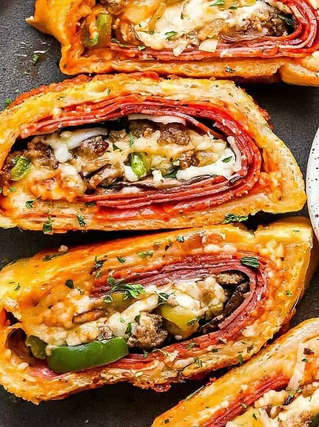 Ultimate Deluxe Stromboli