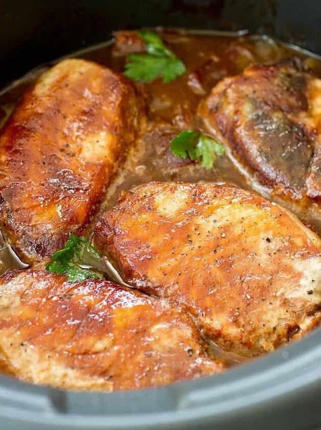 Crockpot Barbecue Pork Chops with Apples and Onions