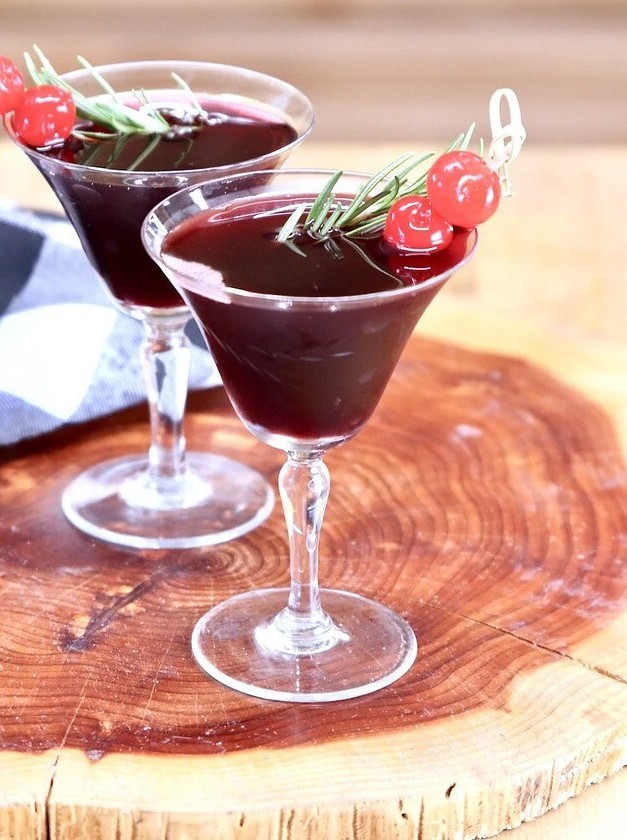 Amaretto Wine Cocktail