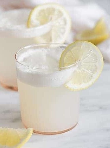 Gin Fizz Cocktail