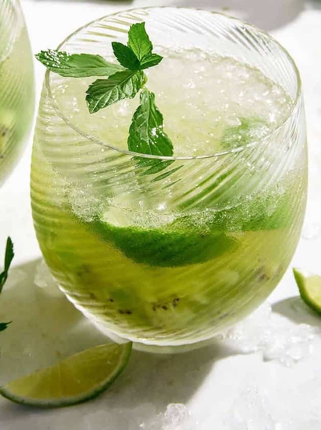 Kiwi Caipiroska