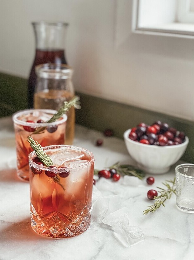 Ginger Cranberry Gin Fizz