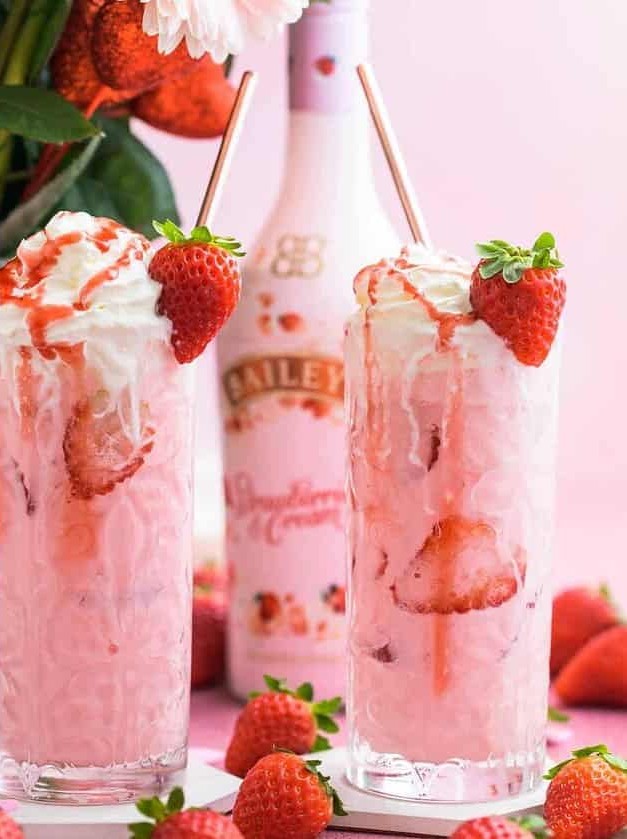 Baileys Strawberries and Cream Pink Mudslide