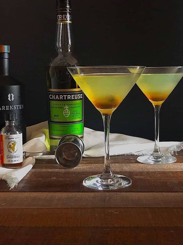 Chartreuse and Gin Cocktail