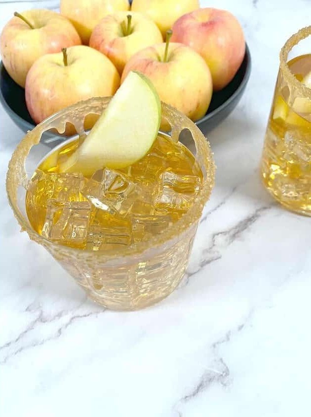 Caramel Apple Whiskey Sour