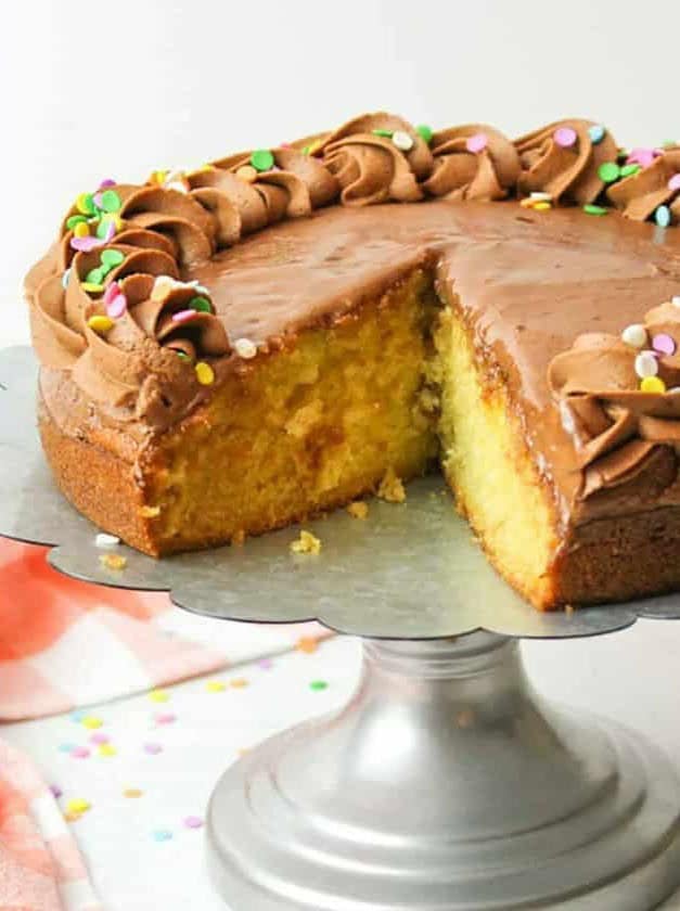 Single Layer Yellow Cake with Chocolate Frosting