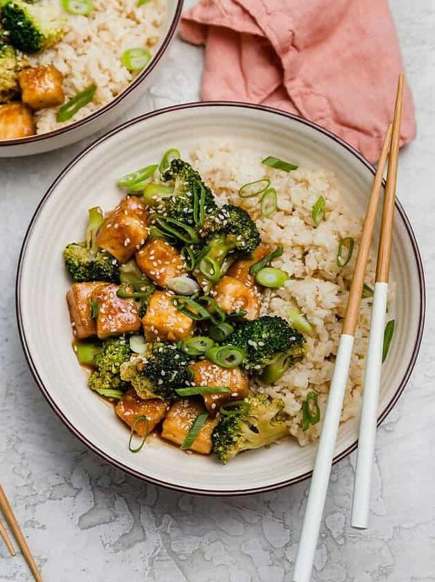 Teriyaki Tofu and Broccoli Bowls