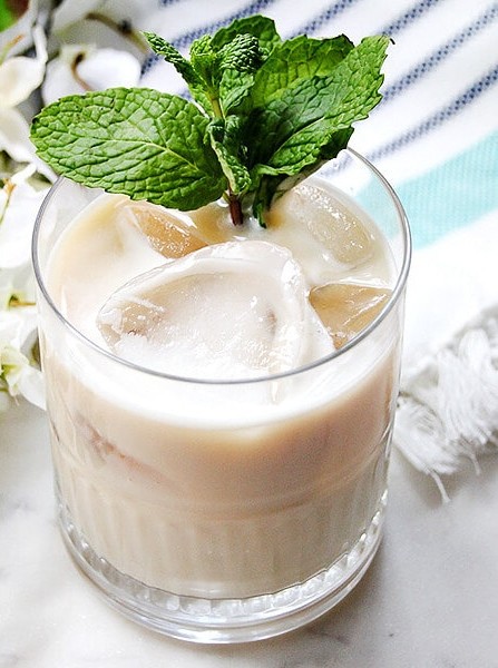 Mint Irish Iced Coffee Cocktail