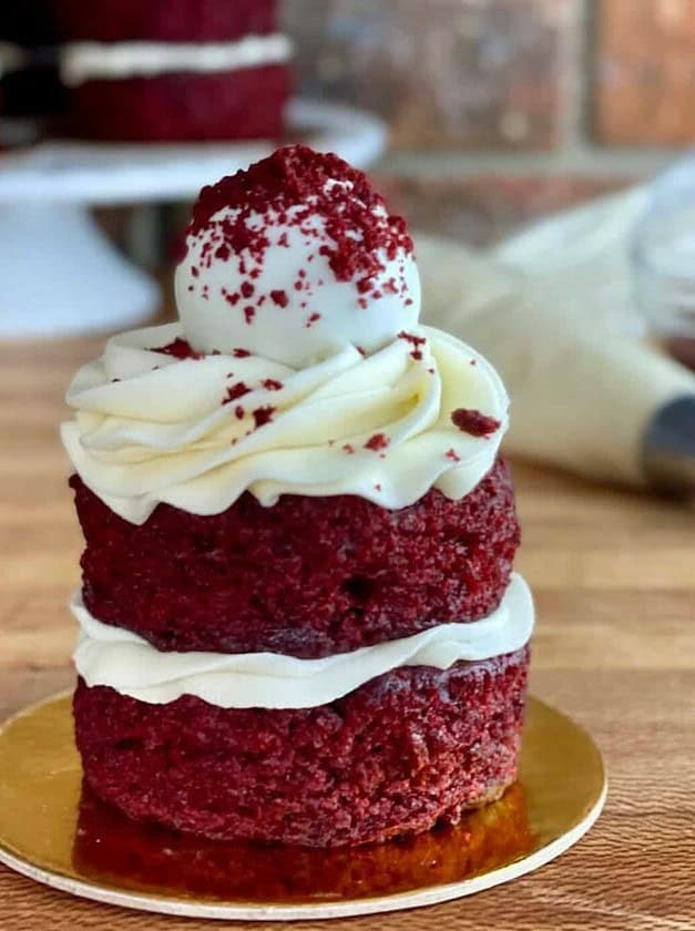 Mini Red Velvet Cakes