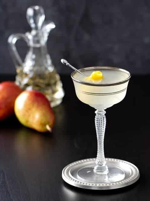 Vanilla Pear Vodka Gimlet