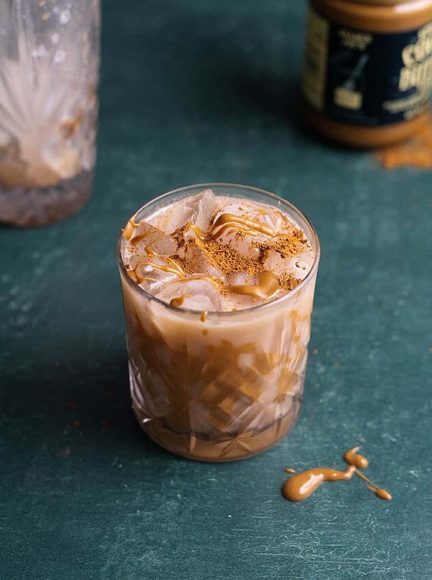 Creamy Cookie Butter Cocktail