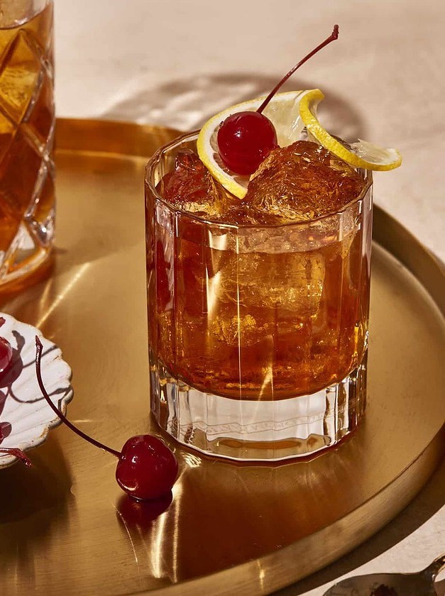 Gold Rush Bourbon Cocktail