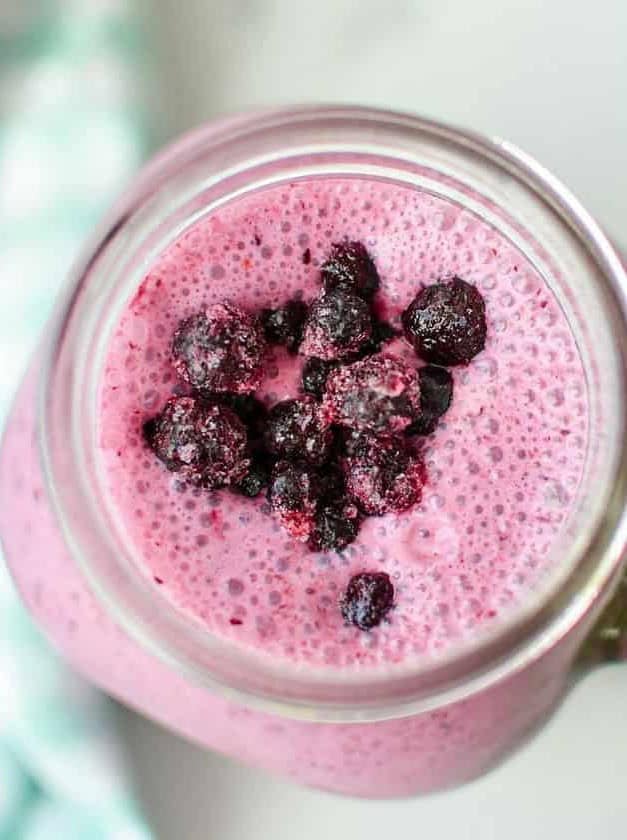 Blueberry Oatmeal Kefir Smoothie