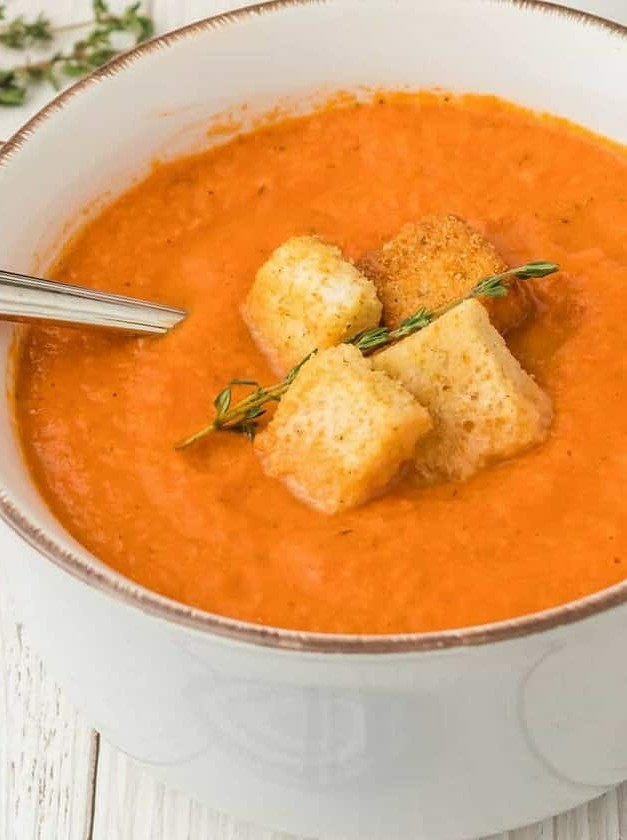 Slow Cooker Classic Tomato Soup