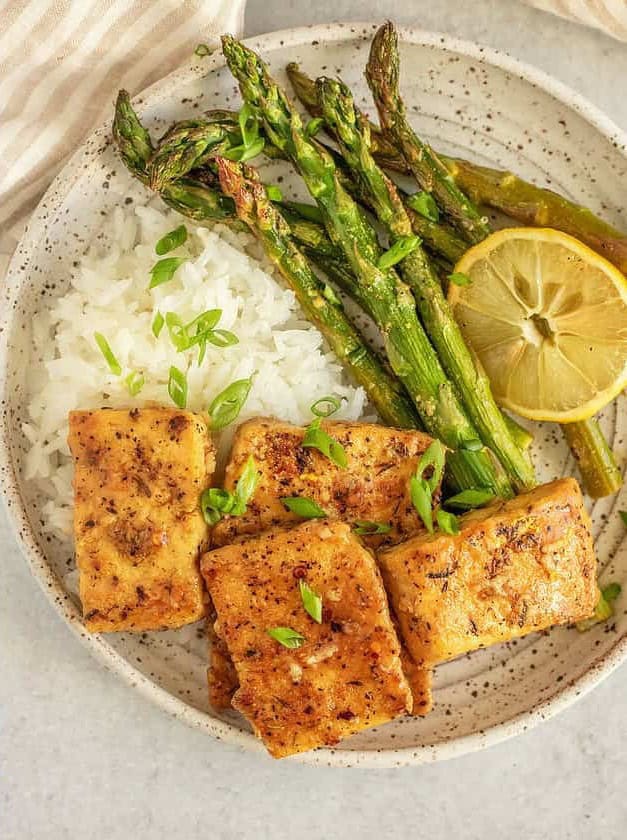 Lemon Pepper Tofu and Asparagus