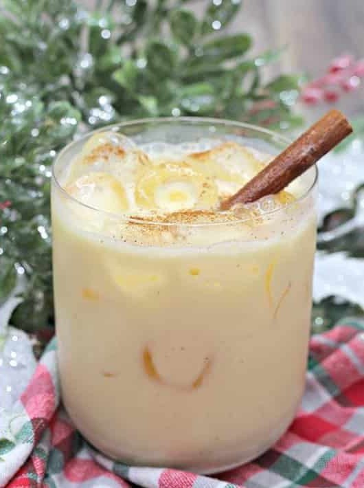 Amaretto Eggnog Cocktail