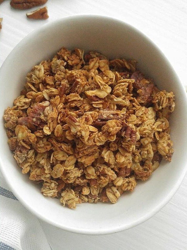 Cinnamon Maple Pecan Granola