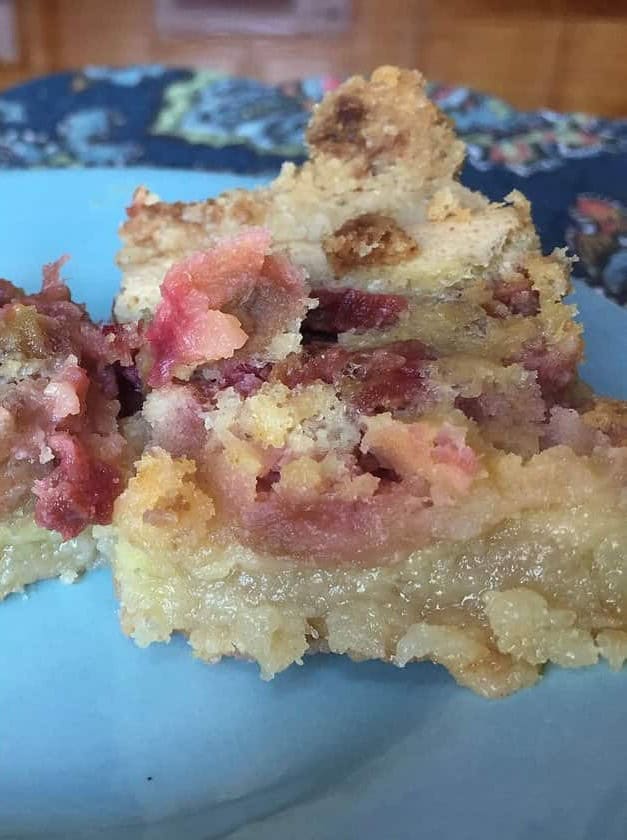 Rhubarb Shortbread Bars