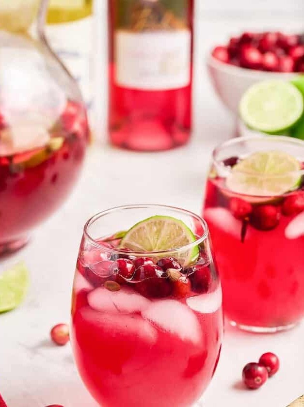 Cranberry Wine Spritzer Christmas Cocktail