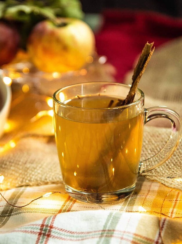 Hot Apple Buttered Rum Toddy