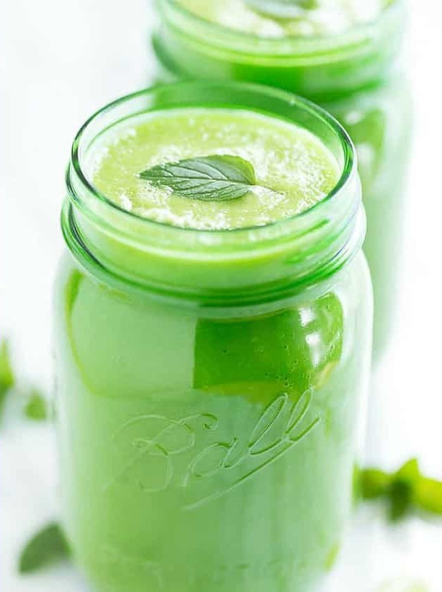 Minty Pineapple Cucumber Green Smoothie