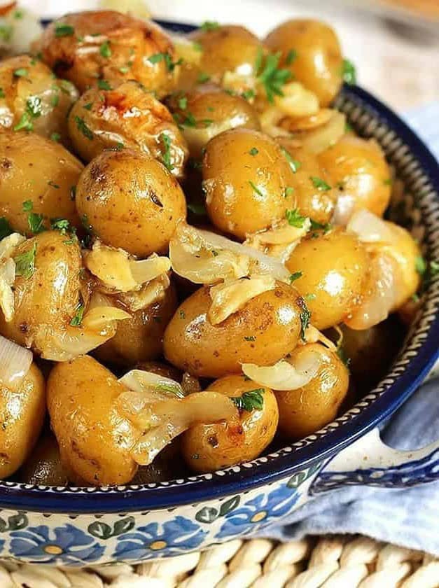 Grilled Garlic Potatoes in Foil