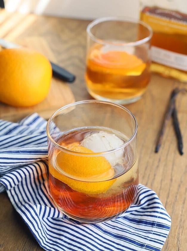 Bourbon Old Fashioned With Vanilla