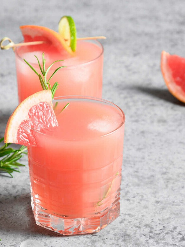 Grapefruit Cranberry Sea Breeze Cocktail