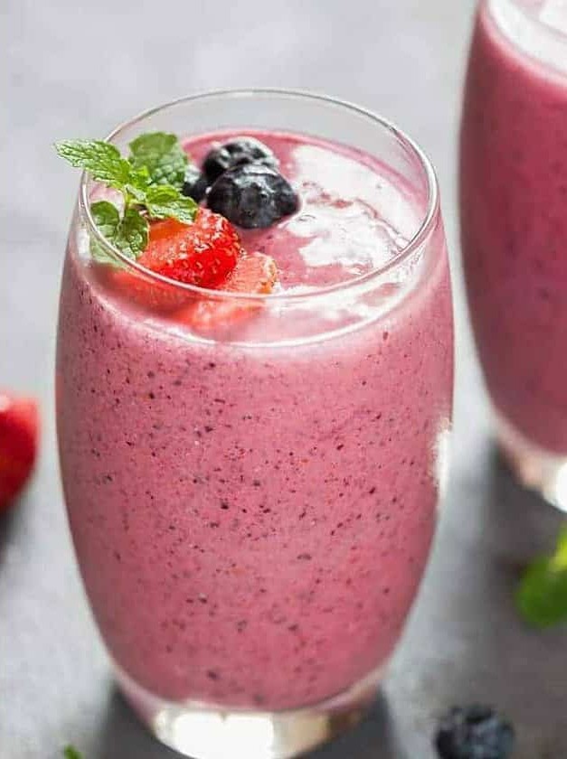 Thick Mixed Berry Smoothie