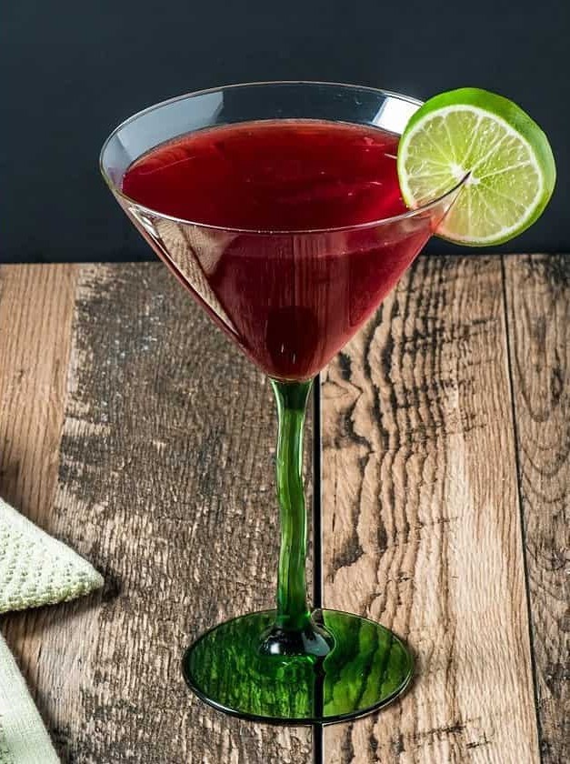 Low Carb Cosmopolitan Cocktail