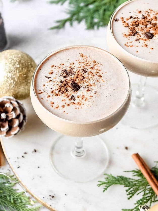 13 Eggnog Whiskey Cocktails Thatll Warm Up Your Holidays!