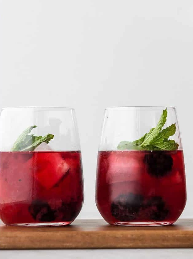 Blackberry Ginger Whiskey Sour