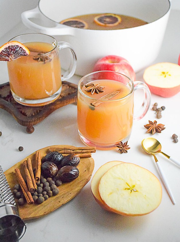 Hot Mulled Apple Cider