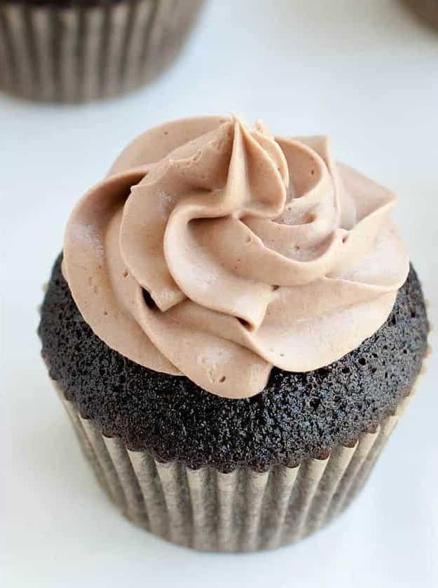 Chocolate Whipped Cream Cream Cheese Frosting